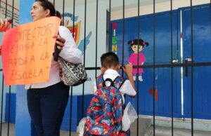 Cuotas escolares no son obligatorias; sancionará SET a director