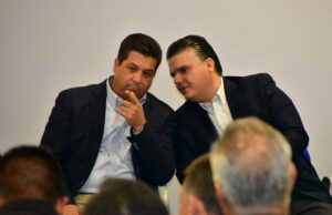 Renuncia Víctor Sáenz como jefe de la oficina del Gobernador
