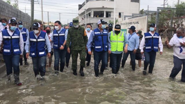 Este martes el Gobernador firmó la solicitud de Declaratoria de Emergencia y Desastre, posteriormente hizo un recorrido por zonas que resultaron más afectadas.