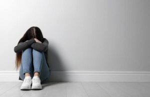 Preocupa suicidio entre jóvenes; se registran hasta tres al día