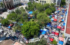 Ceden lo profes; desalojarán plaza del 15 para el grito