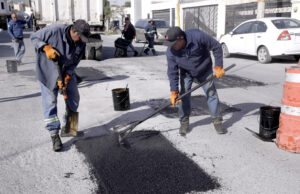 Refuerza Escobedo programa de bacheo