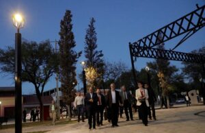 Ilumina Escobedo espacios públicos con luminarias inteligentes