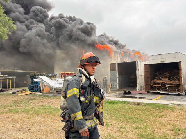 Se reporta incendio en Bachoco en Apodaca